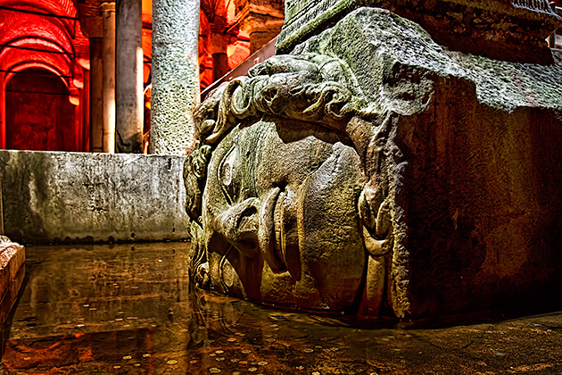 son-medusa-yerebatan-sarnici-basilica-cistern-bazilika.jpg