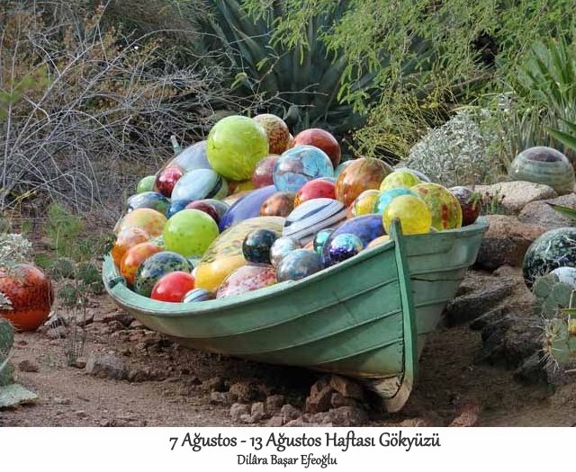 Chihuly-Colored-Balls-Boat.jpg